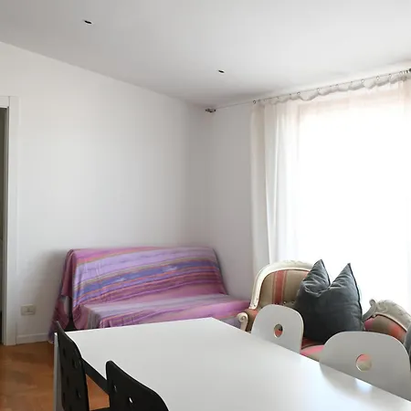 Bilocale In Piazza A - Casa Del Sole Sx 아파트 *