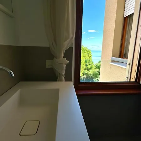 Bilocale In Piazza A - Casa Del Sole Sx Appartement Numana